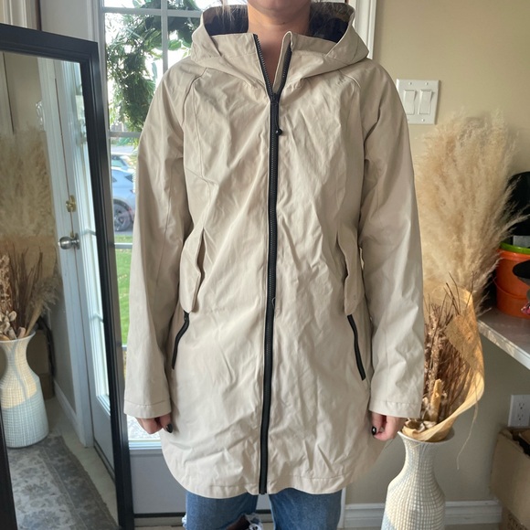 Women's Cream Hooded Jacket - Picture 3 of 3